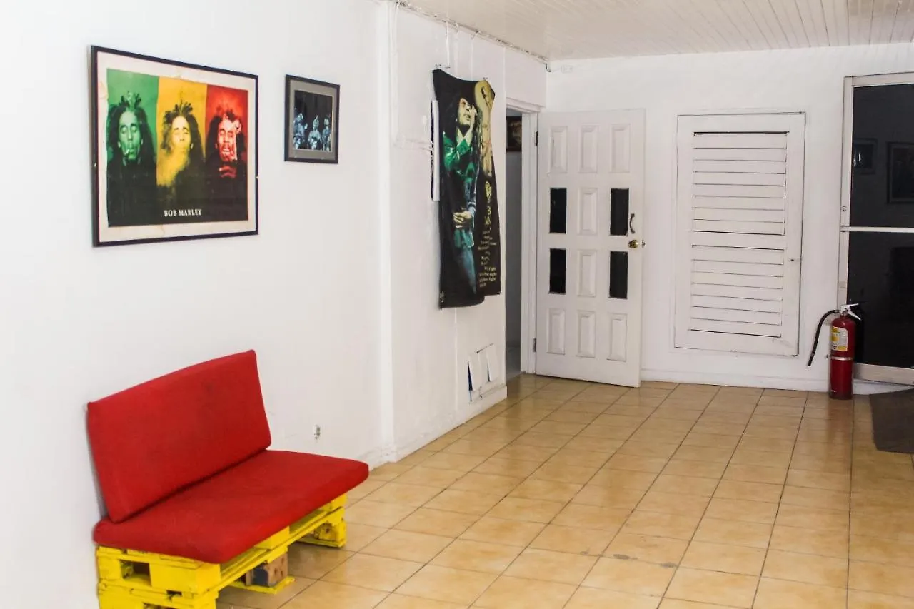 Reggae Hostel モンテゴ・ベイ ジャマイカ